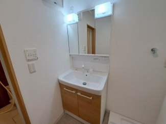 【洗面所】