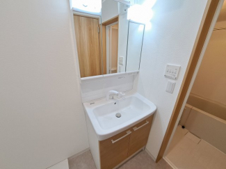 【洗面所】