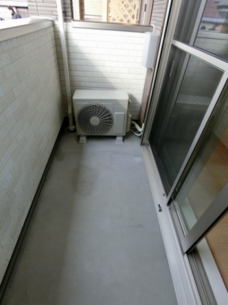 【バルコニー】