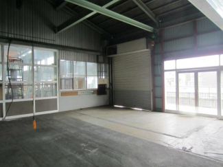 長浜市祇園町の倉庫の画像