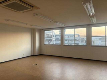 辻井一丁目福田テナントの画像