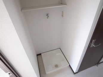 クチンビルヂングの画像