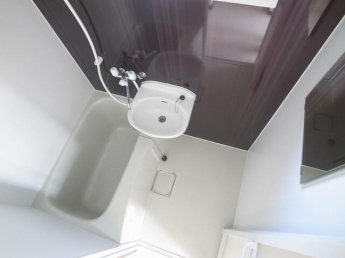 クチンビルヂングの画像