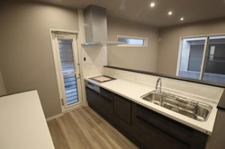 松山市生石町の新築一戸建ての画像