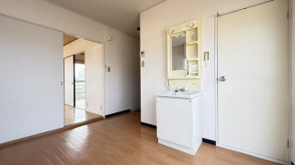 松山市福音寺町のマンションの画像