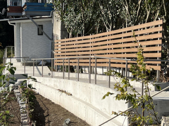 宇和海が見渡せる別荘の画像