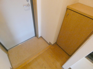 シューズＢＯＸ付きなので玄関スッキリします☆