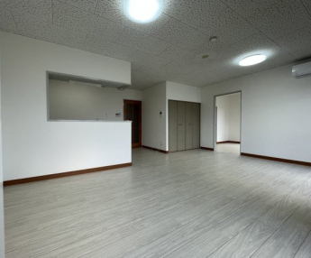 【居間・リビング】