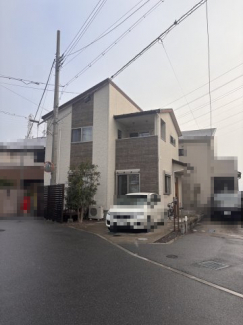 【前面道路含む現地写真】