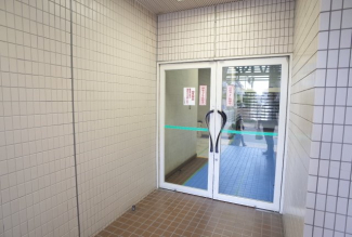 【エントランス】