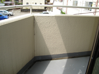 【バルコニー】