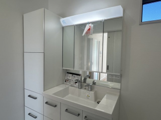 【独立洗面台】