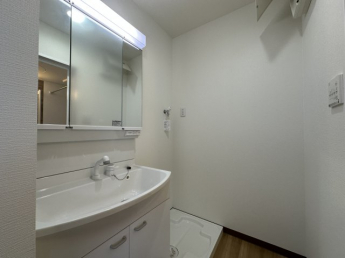 【独立洗面台】