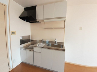 キッチンでお料理をお楽しみください