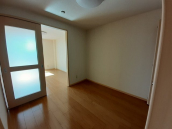 明るい室内です