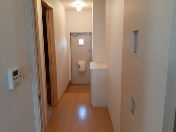 内装は落ち着いています