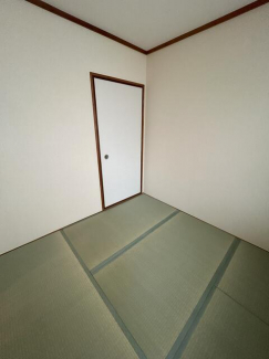 和室（玄関横）