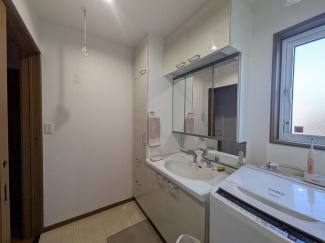 松山市水泥町の中古一戸建ての画像