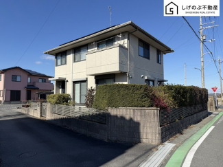 駐車5台可！
敷地ひろびろ♪
太陽光発電　5.9ｋW搭載
蓄電池あり