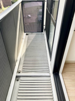 【バルコニー】