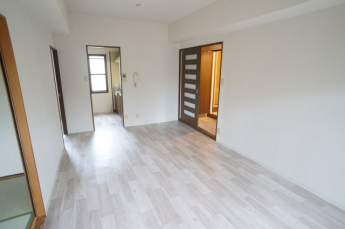 【居間・リビング】