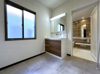 【独立洗面台】