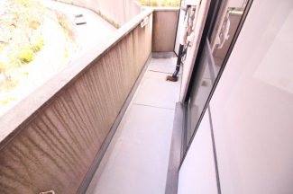 【バルコニー】