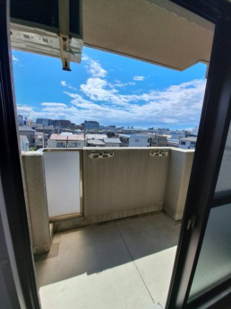 【バルコニー】