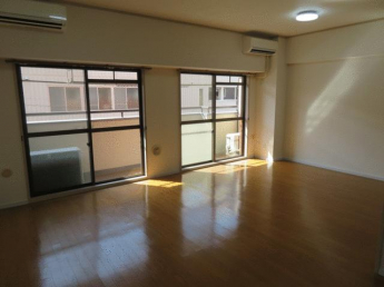 シャンボール喜与町の画像