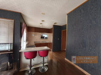 リビング別角度、AIで家具を一部消しています