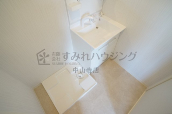 参考、同建物・同間取りの号室