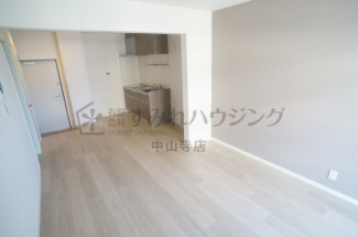 参考、同建物・同間取りの号室