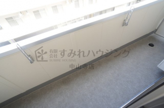 【バルコニー】