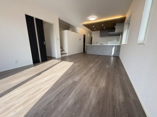 【居間・リビング】