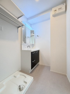【洗面所】