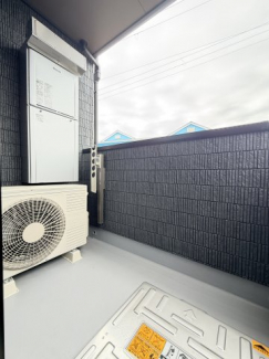 【バルコニー】