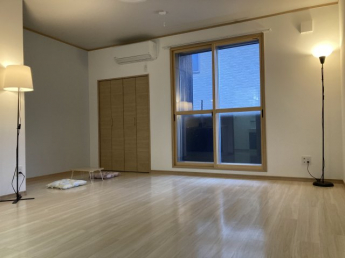 ゆったり過ごせるリビングです