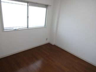 子供部屋にピッタリの洋室４．５畳です