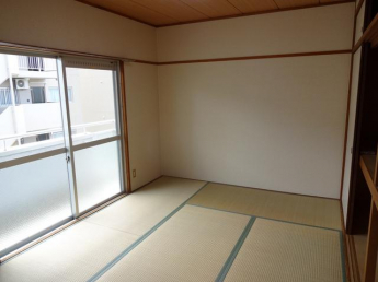 リビング側から見た和室６畳