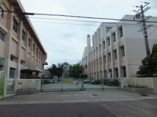 笹原中学校まで1200m