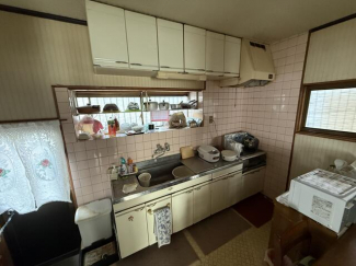 松山市吉藤２丁目の中古一戸建ての画像