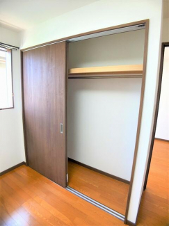 アムール・エミューの画像