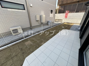 たまにはお庭で休日を過ごしてみるのもよいかもしれません