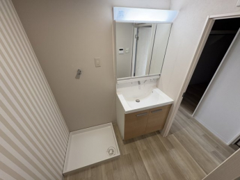 【独立洗面台】