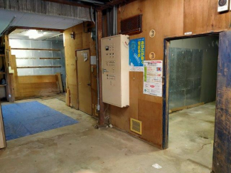 松山市恵原町倉庫の画像