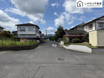 前面道路です。