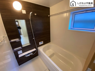 高級感のあるシステムバスで癒されます。