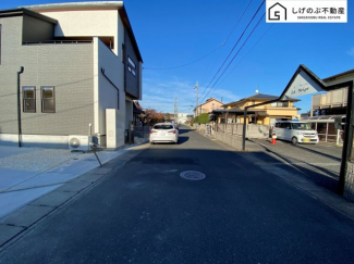 前面道路です。