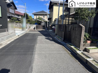 前面道路です。