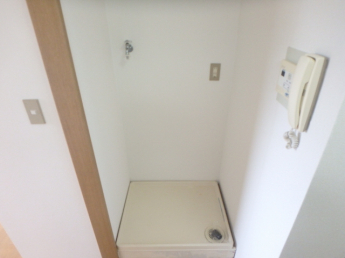 防水パン付き内洗濯置き場
